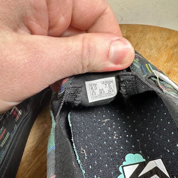 Vans Comfycush Slip On‎ Plaid Green Sneaker Shoes Women’s Size 7.5 - Picture 9 of 9